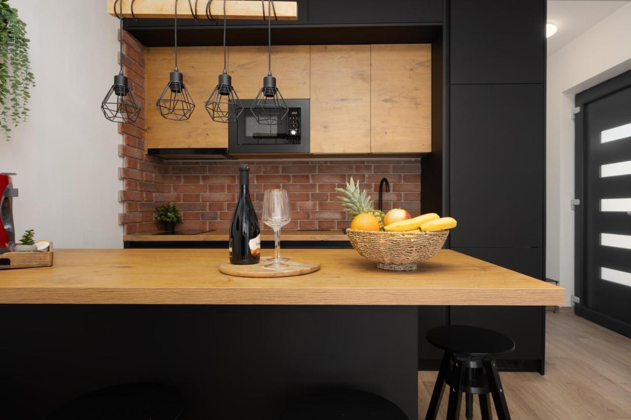 Krila Apartment *